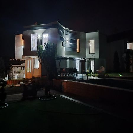 Villa Lea Τούζλα Εξωτερικό φωτογραφία