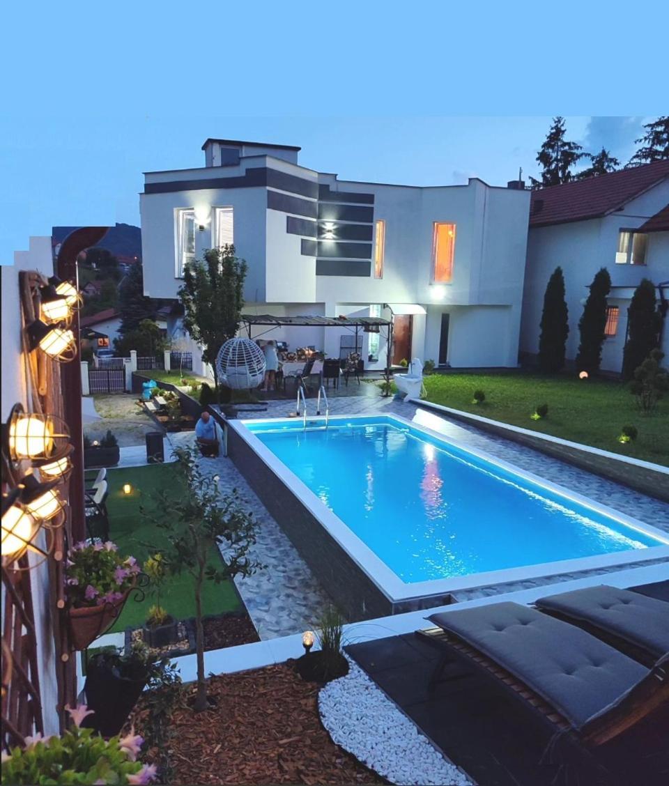 Villa Lea Τούζλα Εξωτερικό φωτογραφία